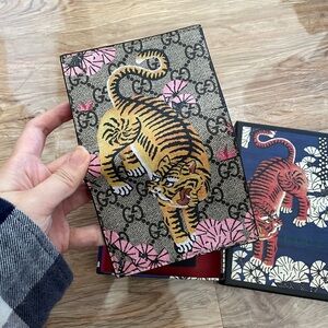 (NEW) Gucci Bengal Tiger Wallet - Pink